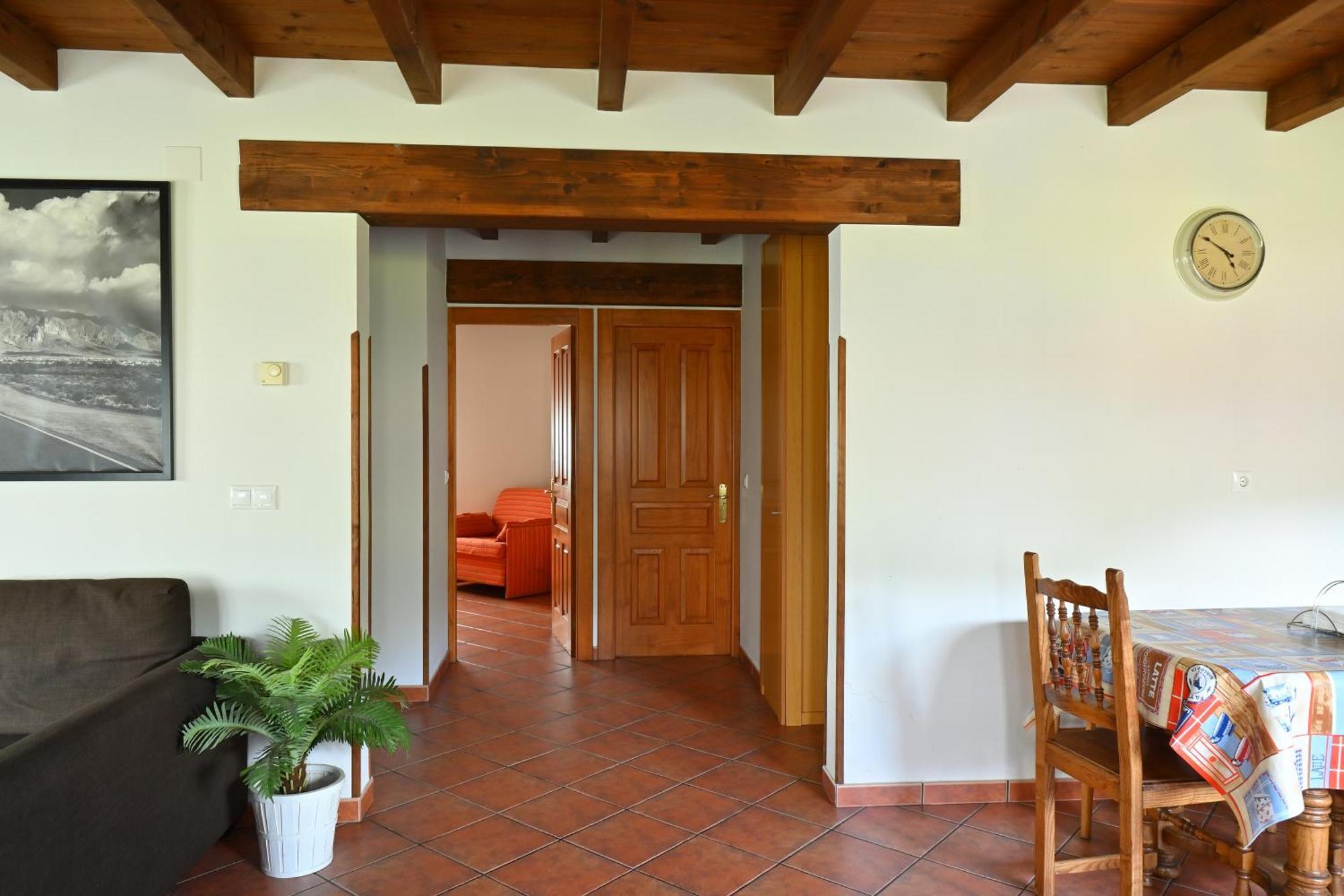 Apartamentos Aires De Avin - Onis Buitenkant foto