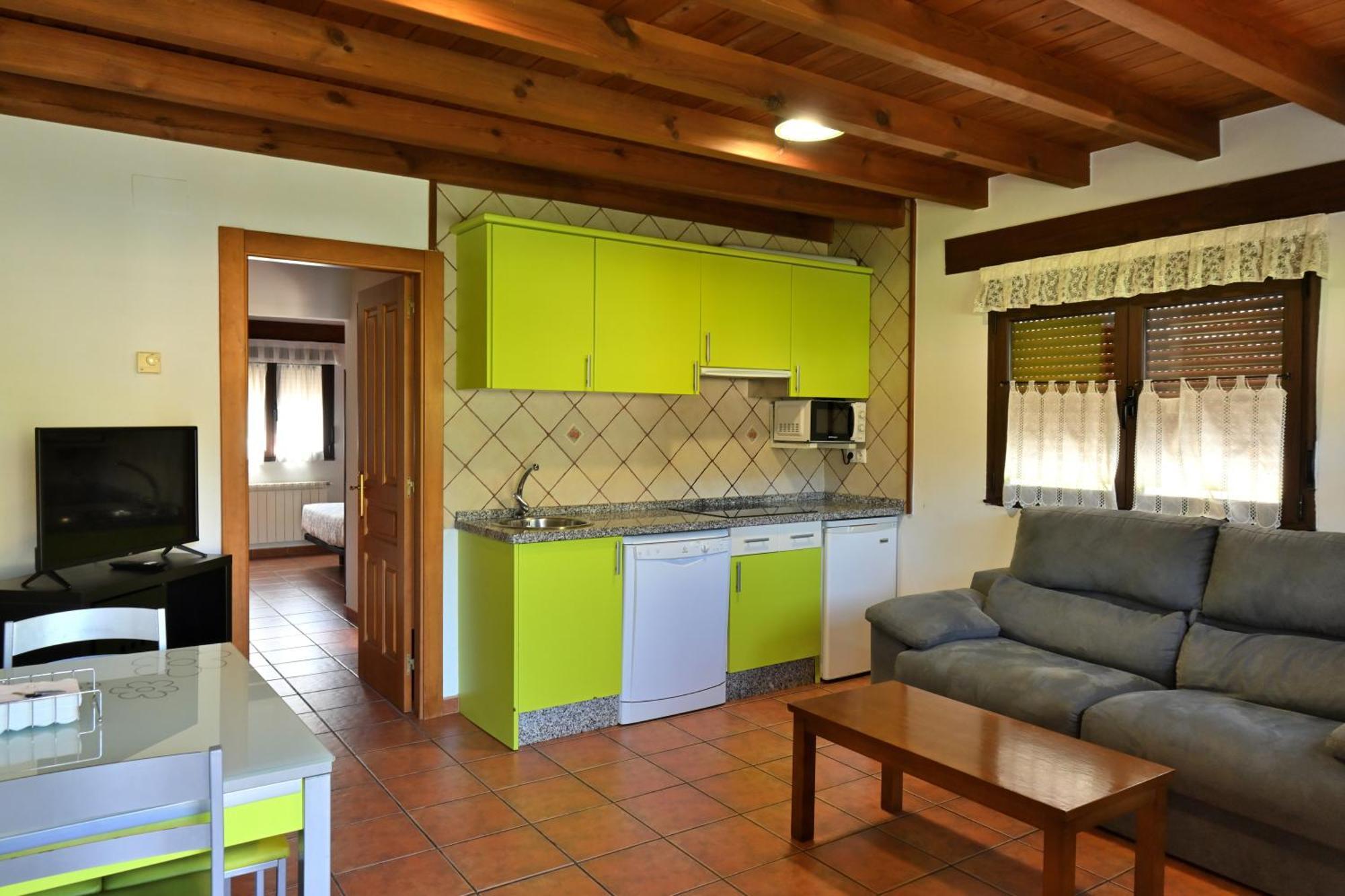 Apartamentos Aires De Avin - Onis Buitenkant foto