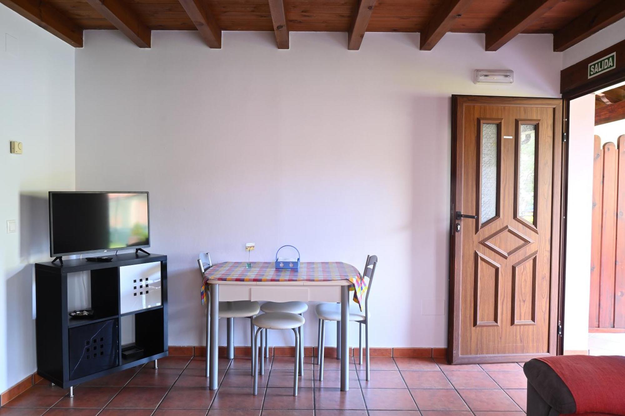 Apartamentos Aires De Avin - Onis Buitenkant foto